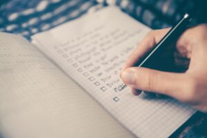 App di gestione tempo e attività su smartphone e computer